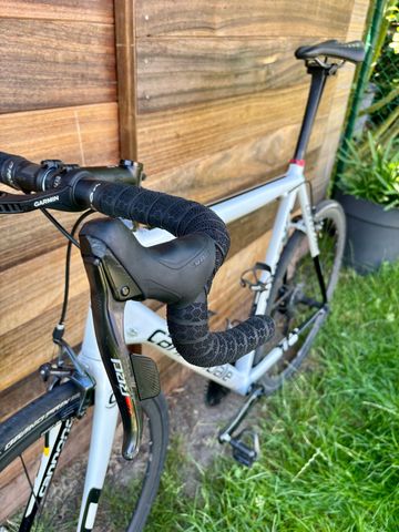 Used Cannondale Custom SRAM Red eTap AXS 2011 Road & Gravel, White — image 4 of 9
