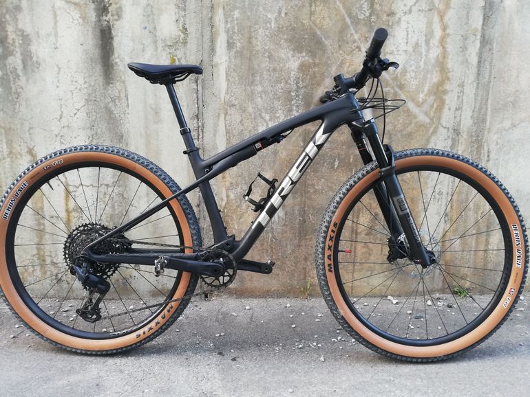 Used Trek Supercaliber SL 9.6 Gen 2 2026 2026 Mountainbike, Black, 29 — image 1 of 5
