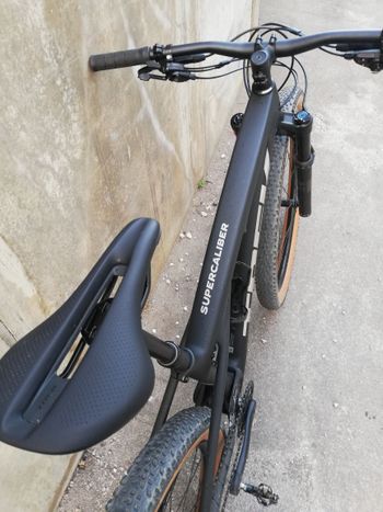Used Trek Supercaliber SL 9.6 Gen 2 2026 2026 Mountainbike, Black, 29 — image 5 of 5