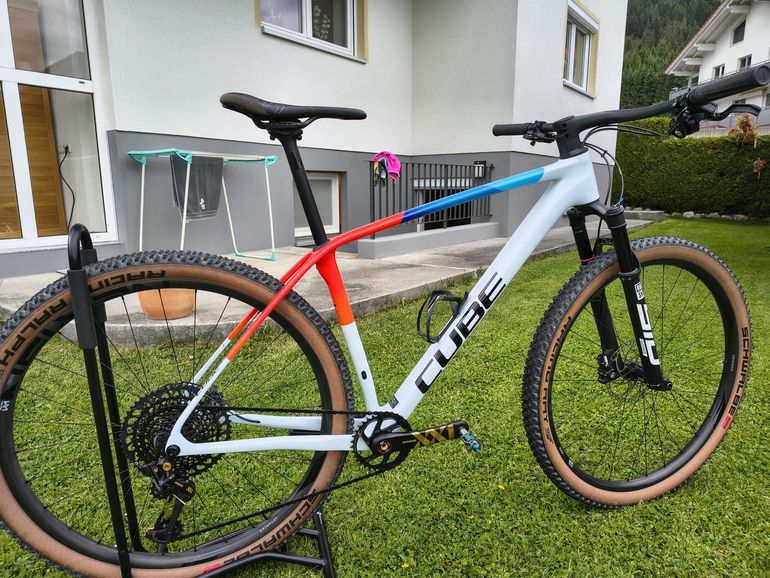 Used CUBE PHENIX C:68X, SLX 2025 2025 Mountainbike, Blue — image 2 of 8