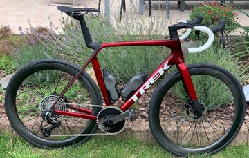 Used Trek Madone SRAM Force eTap AXS 2025 Road & Gravel