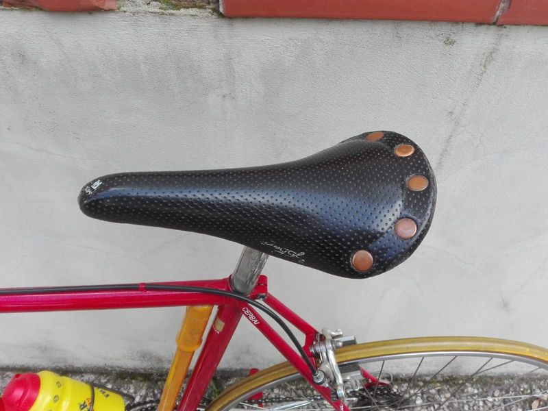 Used Daccordi Custom Campagnolo Record 1995 Road & Gravel, Red — image 11 of 15