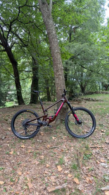 Used Santa Cruz Bronson R / Carbon C 2025 2025 MTB