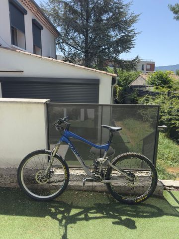 Używany Giant Trance Shimano SLX 2009 Mountainbike — zdjęcie 2 z 5