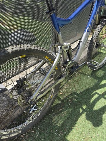 Używany Giant Trance Shimano SLX 2009 Mountainbike — zdjęcie 3 z 5
