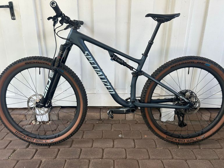Used Specialized Epic Shimano Deore XT Di2 2023 Mountainbike, Blue — image 2 of 13