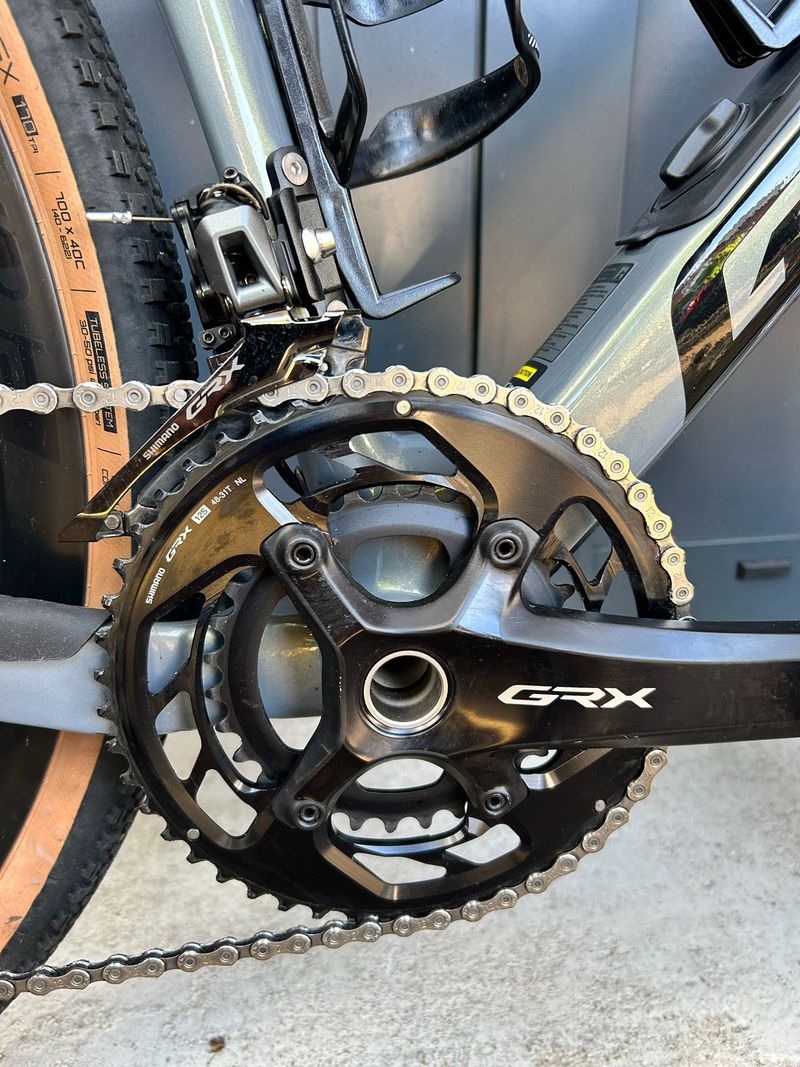Gebrauchtes Giant Revolt Advanced 0 2025 2025 Road & Gravel, Hellgrau — Bild 2 von 6