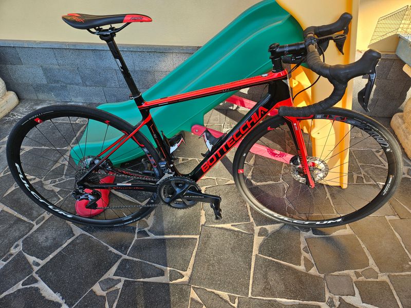 Used Bottecchia M4 Superlight 2023 Road & Gravel, Red — image 1 of 7
