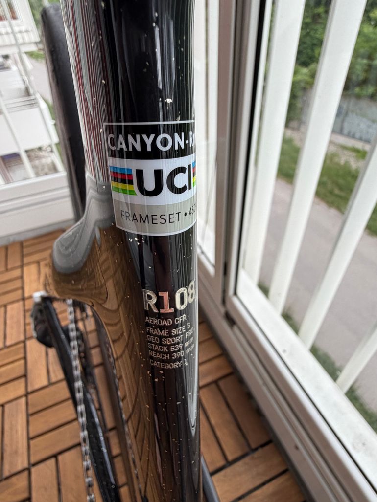 Used Canyon Aeroad CFR AXS 2025 2025 Road & Gravel, Black — image 11 of 15