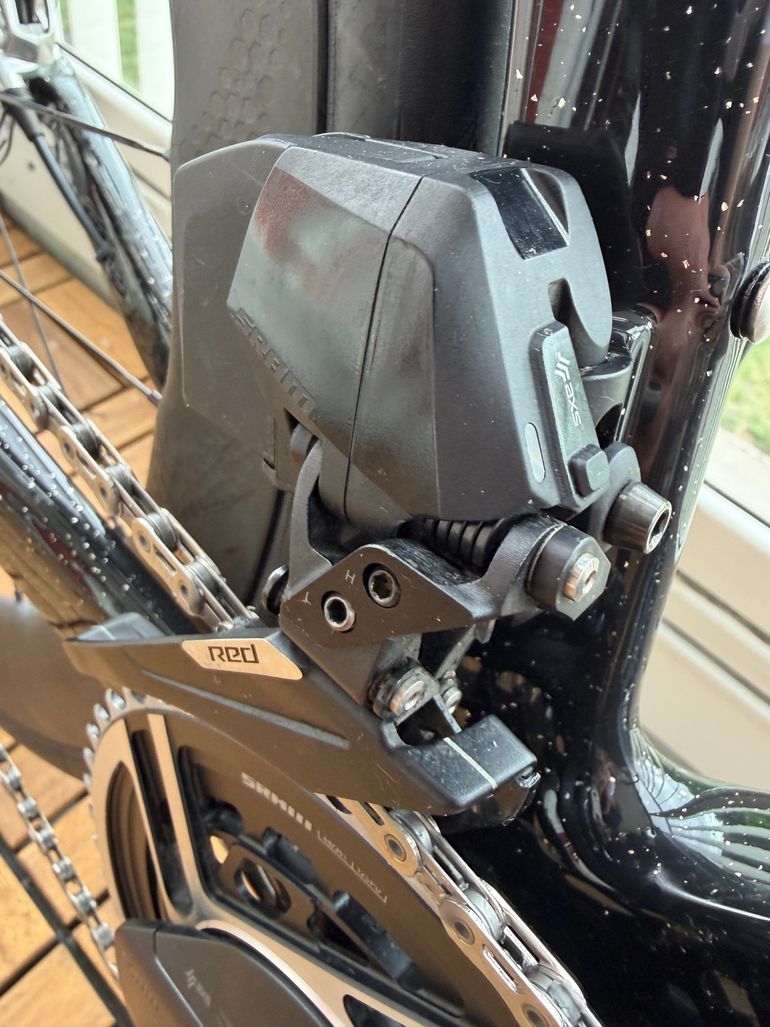 Used Canyon Aeroad CFR AXS 2025 2025 Road & Gravel, Black — image 2 of 15