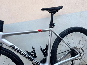 Used Argon 18 Gallium CS - Carbon - Shimano 105 Di2 - 2024 2024 Road & Gravel, Light Gray — image 3 of 20