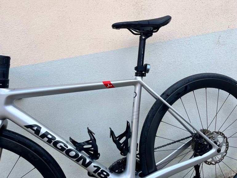 Used Argon 18 Gallium CS - Carbon - Shimano 105 Di2 - 2024 2024 Road & Gravel, Light Gray — image 3 of 20