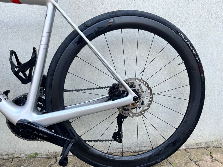 Used Argon 18 Gallium CS - Carbon - Shimano 105 Di2 - 2024 2024 Road & Gravel, Light Gray — image 4 of 20
