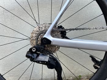 Used Argon 18 Gallium CS - Carbon - Shimano 105 Di2 - 2024 2024 Road & Gravel, Light Gray — image 8 of 20