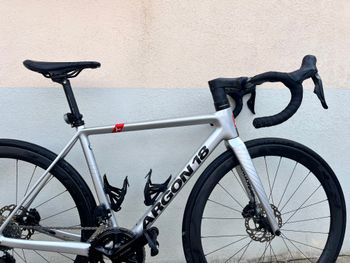 Used Argon 18 Gallium CS - Carbon - Shimano 105 Di2 - 2024 2024 Road & Gravel, Light Gray — image 9 of 20