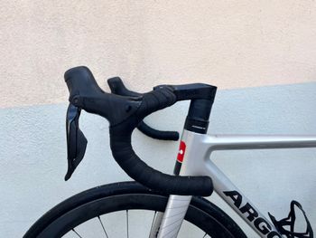 Used Argon 18 Gallium CS - Carbon - Shimano 105 Di2 - 2024 2024 Road & Gravel, Light Gray — image 2 of 20