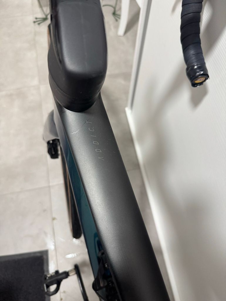 Used Scott Addict RC 20 2023 Custom SRAM Rival eTap AXS 2023 Road & Gravel, Green — image 36 of 40