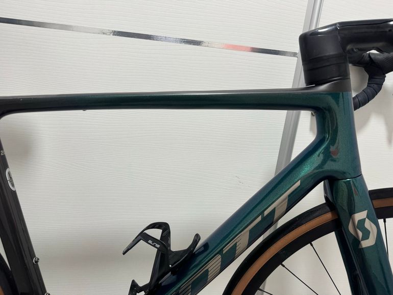 Used Scott Addict RC 20 2023 Custom SRAM Rival eTap AXS 2023 Road & Gravel, Green — image 15 of 40