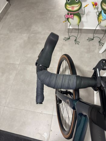 Used Scott Addict RC 20 2023 Custom SRAM Rival eTap AXS 2023 Road & Gravel, Green — image 31 of 40
