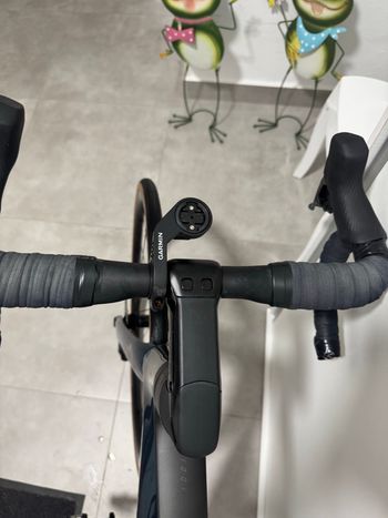 Used Scott Addict RC 20 2023 Custom SRAM Rival eTap AXS 2023 Road & Gravel, Green — image 32 of 40