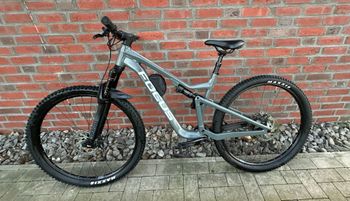 Used Focus THRON 6.8 2021 2021 Mountainbike, Light Gray, 29 — image 4 of 5