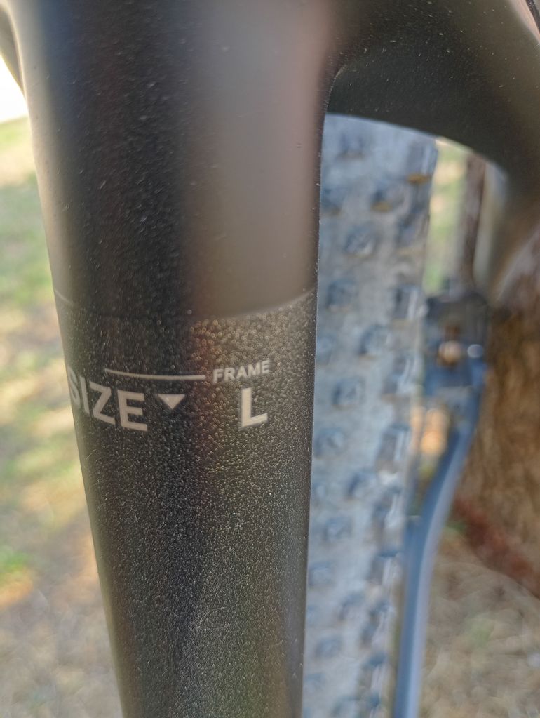 Used Orbea ALMA M30 2024 2024 Mountainbike, Black, 29 — image 8 of 9