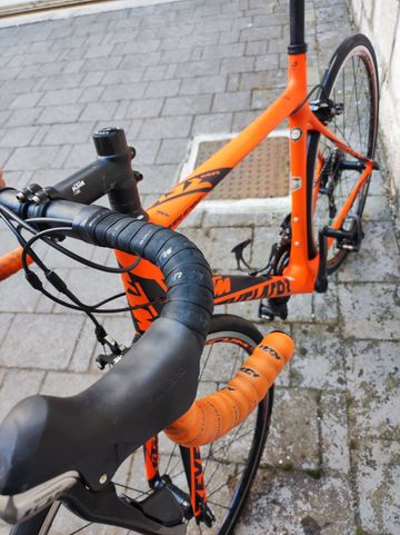 Gebrauchtes KTM Strada Shimano 105 2017 Road & Gravel, Orange — Bild 2 von 5