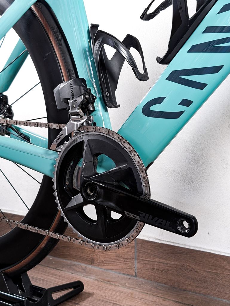 Used Canyon Aeroad CF SLX 7 eTap 2024 2024 Road & Gravel, Blue — image 8 of 23