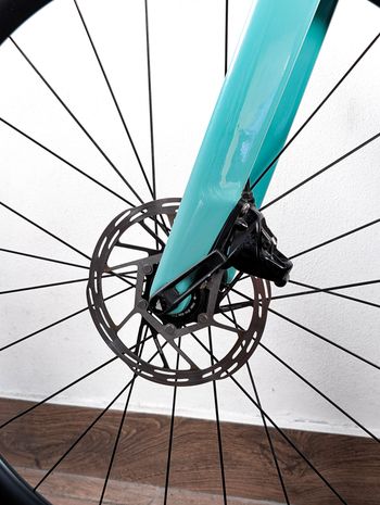 Used Canyon Aeroad CF SLX 7 eTap 2024 2024 Road & Gravel, Blue — image 21 of 23