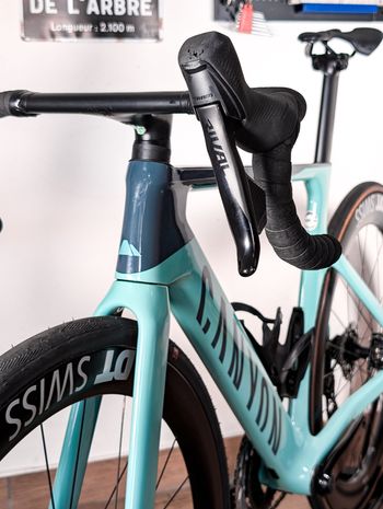 Used Canyon Aeroad CF SLX 7 eTap 2024 2024 Road & Gravel, Blue — image 18 of 23