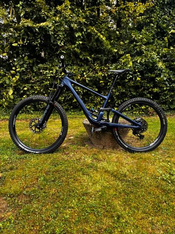 Brugt Specialized Enduro S-works 2022 Mountainbike — billede 2 af 11