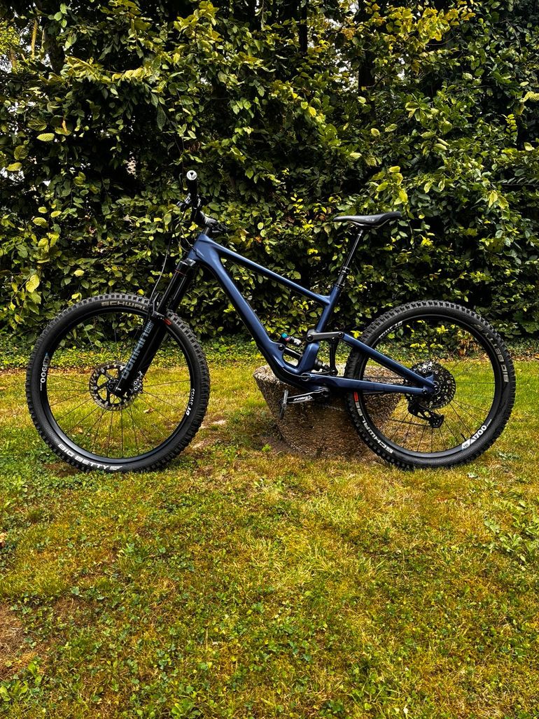 Použité Specialized Enduro S-works 2022 Mountainbike — obrázek 2 z 11