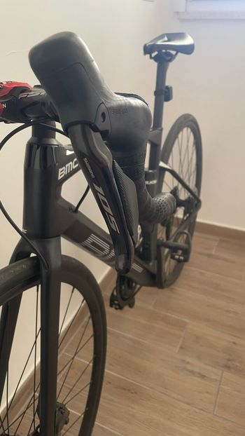 BMC Roadmachine FIVE 2023 2023 Road & Gravel d'occasion — image 2 sur 12