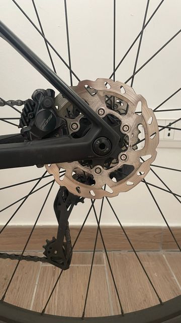 Brugt BMC Roadmachine FIVE 2023 2023 Road & Gravel — billede 9 af 12