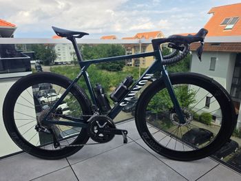 Brugt Canyon Ultimate CF 7 Di2 AERO 2026 2026 Road & Gravel