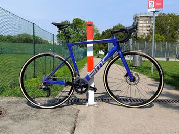 Used BMC Teammachine SLR FOUR 2023 2023 Road & Gravel, Blue — image 2 of 3