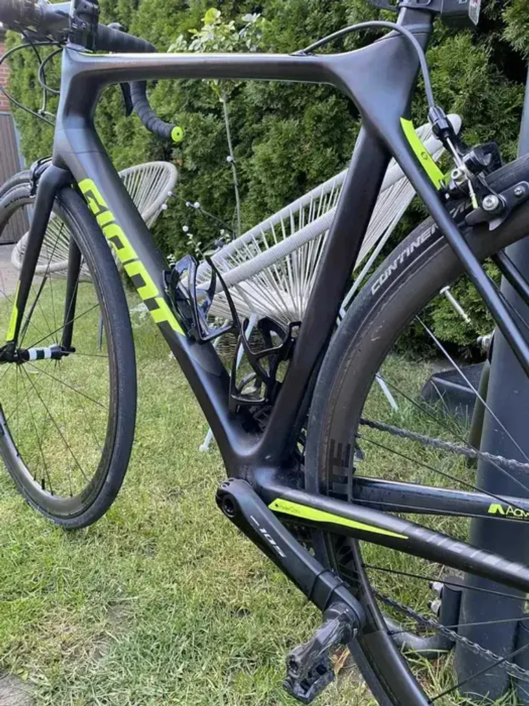Używany Giant TCR Advanced 2 2019 2019 Road & Gravel — zdjęcie 4 z 8