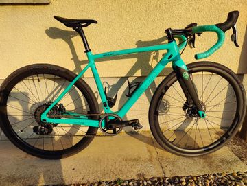 Used Bianchi Impulso SRAM Force 2023 Road & Gravel, Green — image 2 of 9