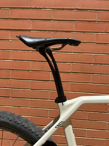 Used Canyon Grizl CF 7 2026 2026 Road & Gravel, Light Gray — image 4 of 8