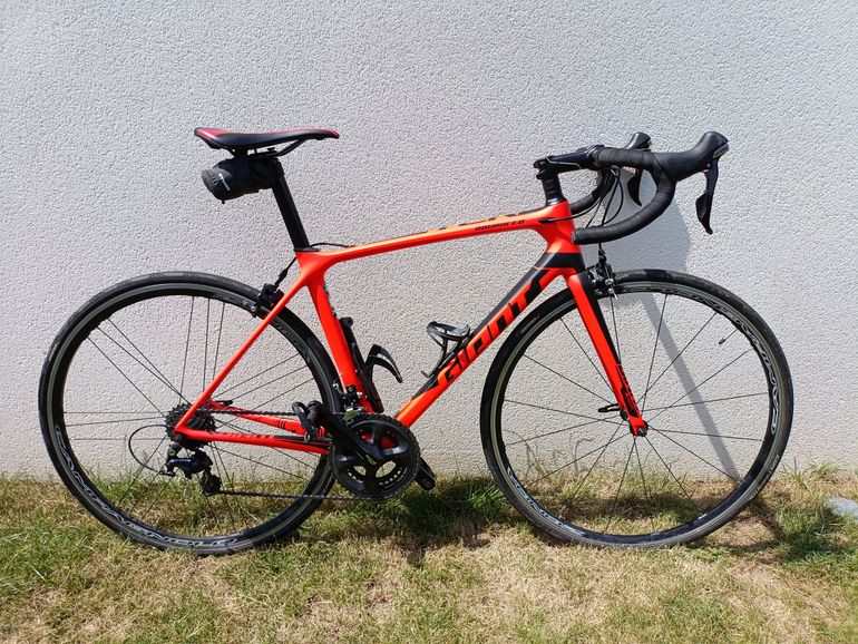 Used Giant TCR Advanced 2 2019 2019 Road & Gravel, Red — image 1 of 3