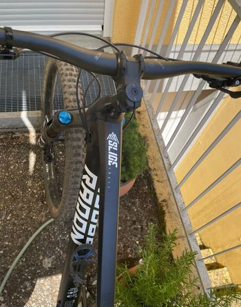 Brugt Radon SLIDE TRAIL AL 8.0 2024 2024 Mountainbike — billede 7 af 9