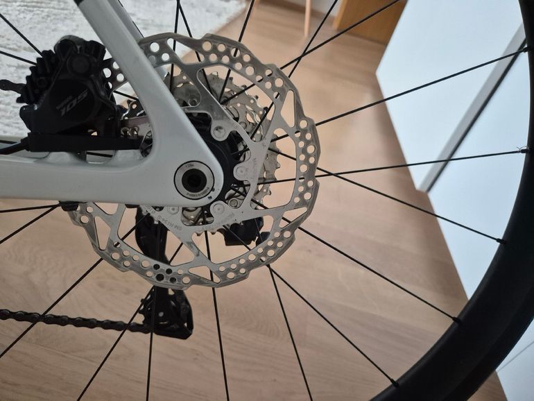 Used CUBE ATTAIN C:62, SLX 2025 2025 Road & Gravel, Light Gray — image 5 of 6