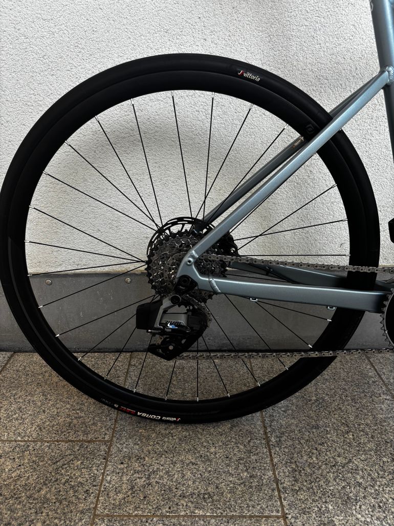 Gebrauchtes Scott Contessa Speedster Gravel 35 2024 2024 Road & Gravel, Hellgrau — Bild 3 von 5