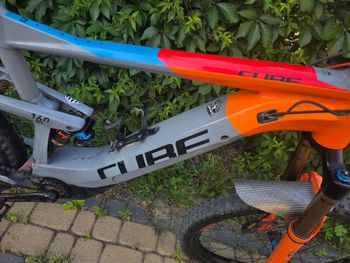 Použité CUBE STEREO HYBRID 160 Action Team 500 27.5 2019 2019 Mountainbike — obrázek 6 z 6
