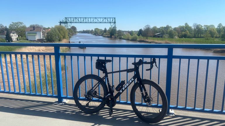 Used Trek Domane AL 5 Gen 4 2026 2026 Road & Gravel, Black — image 2 of 3
