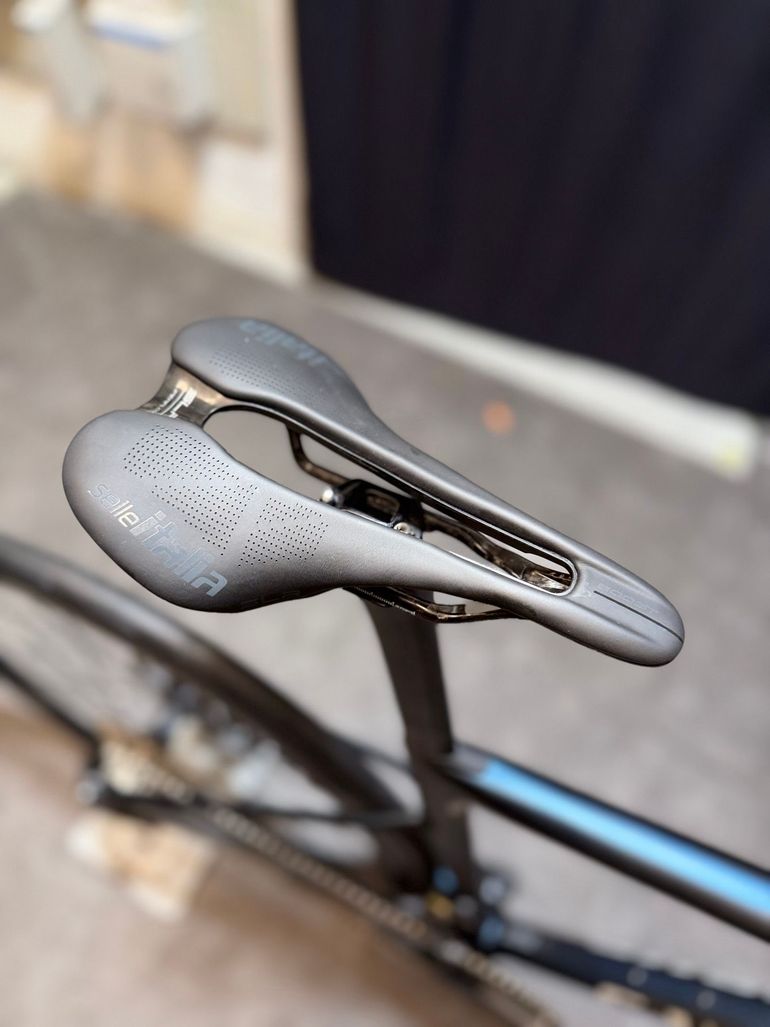 Použité Specialized Tarmac S-Works SL8 2024 Road & Gravel — obrázek 23 z 24