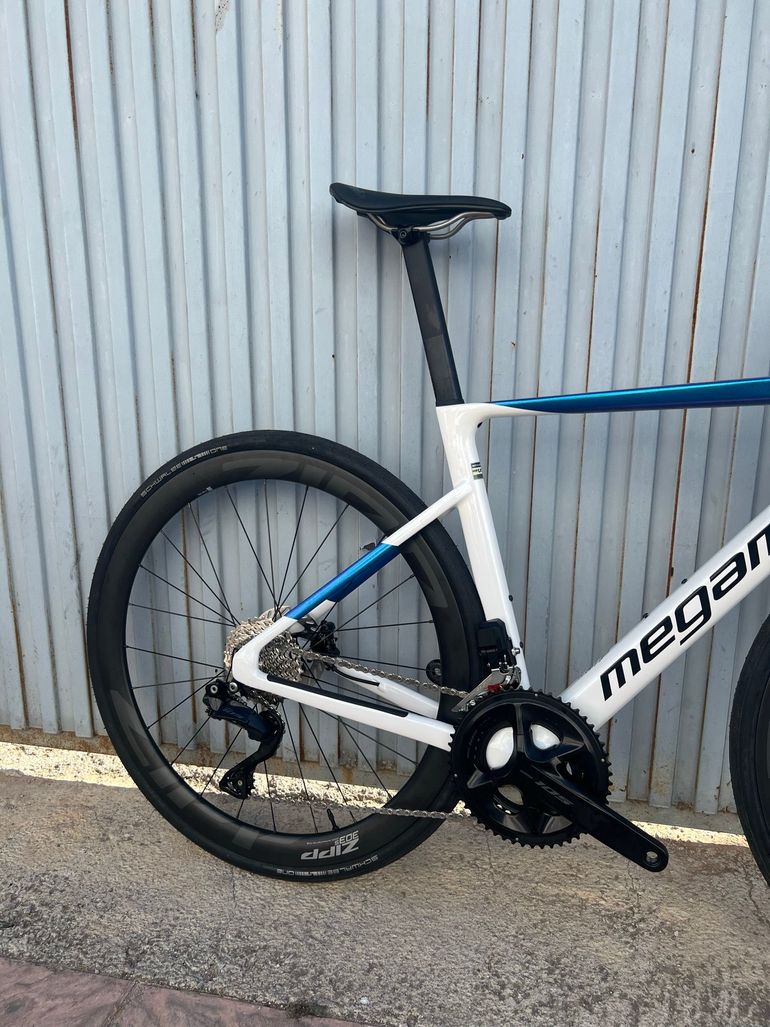 Použité Megamo pulse Custom Shimano 105 2026 Road & Gravel — obrázek 2 z 5