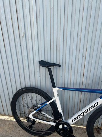 Used Megamo pulse Custom Shimano 105 2026 Road & Gravel, White — image 5 of 5