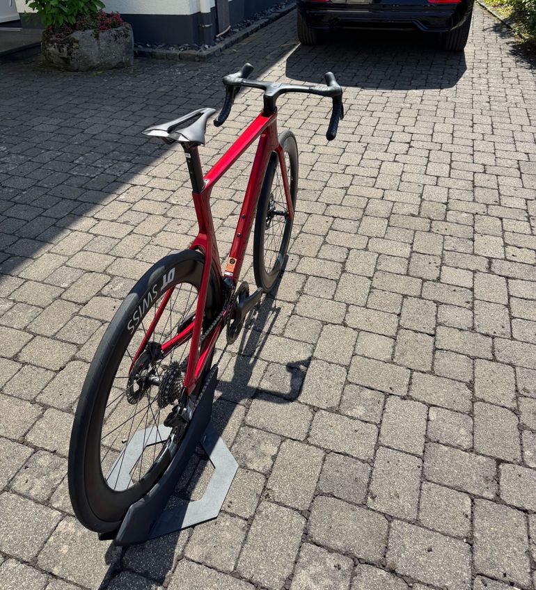 Gebrauchtes Canyon Aeroad CF SLX 8 Di2 Speed 2025 2025 Road & Gravel, Rot — Bild 3 von 14