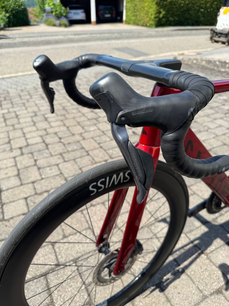 Gebrauchtes Canyon Aeroad CF SLX 8 Di2 Speed 2025 2025 Road & Gravel, Rot — Bild 9 von 14